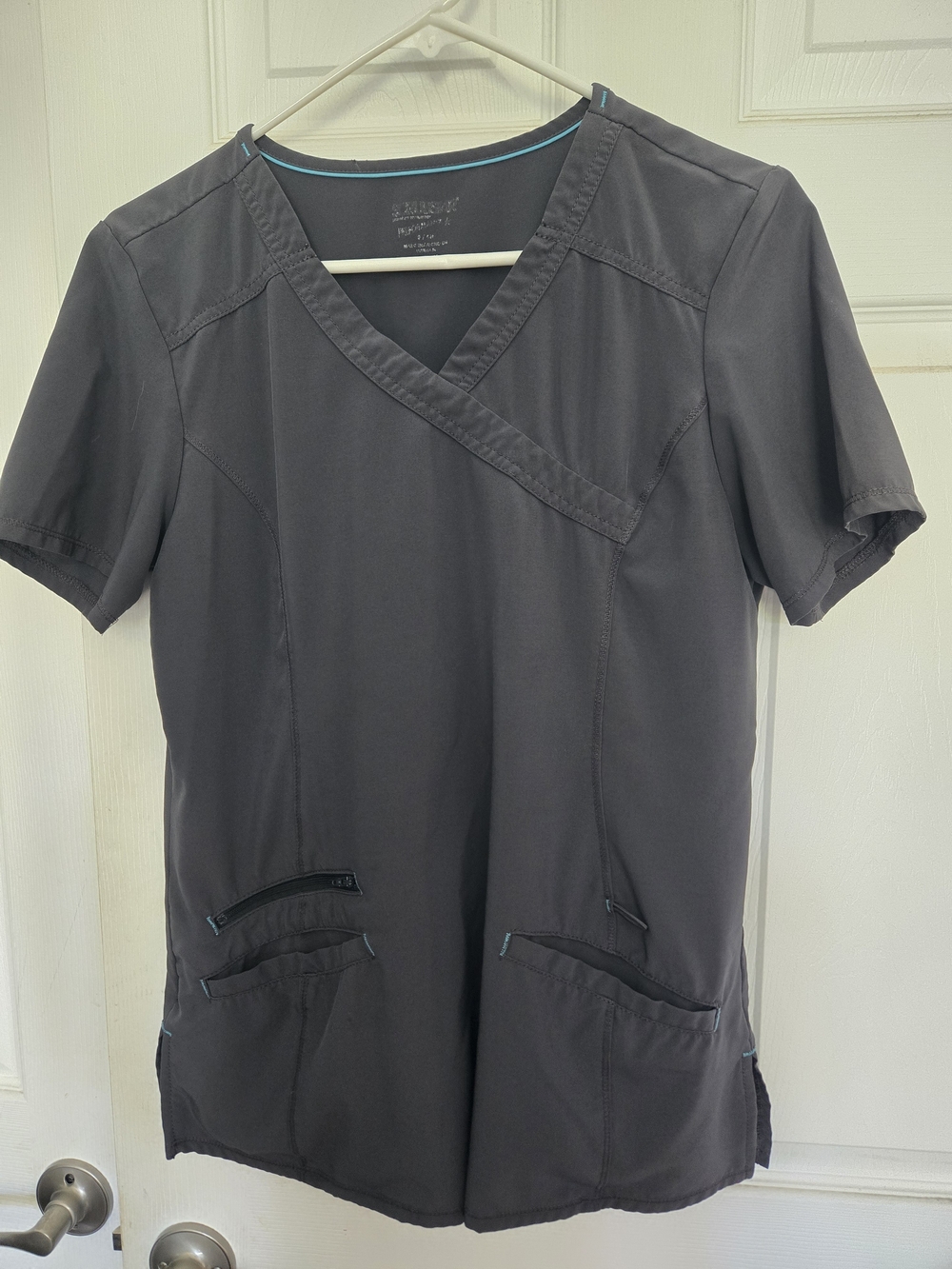 Scrubstar Small Women’s Gray Scrub Top